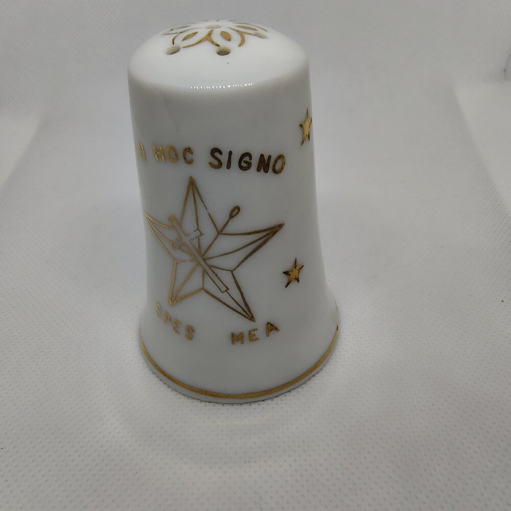 Salt Shaker English White Shrine by F.N. Kistner Co. White/Gold Japan
